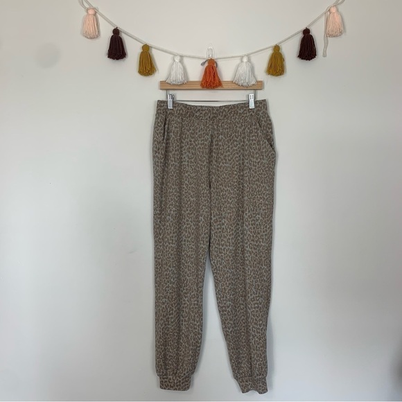 Beachlunchlounge Leopard Print Jogger Sweatpants Size Large - Picture 1 of 10